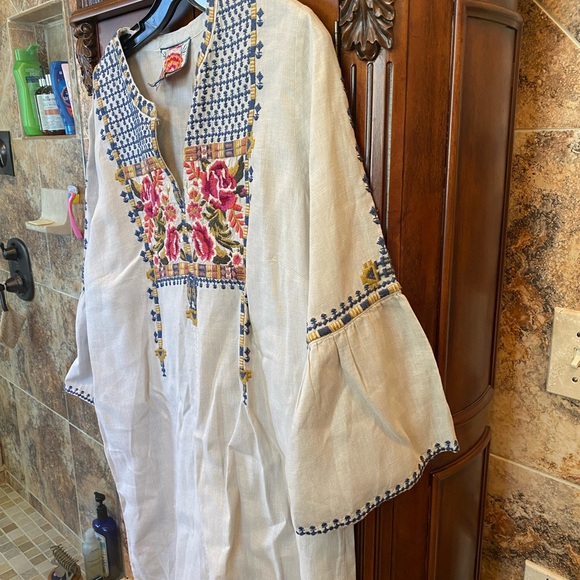 Johnny Was Linen Embroidered Dress. EUC - Picture 3 of 8